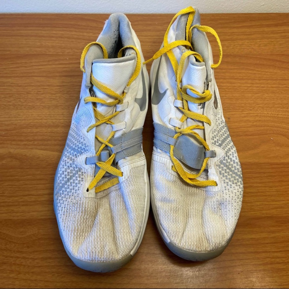 Kyrie Flytrap - image 4